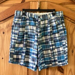 Men's Jos. A Bank blue white plaid checks pleat front shorts size 36